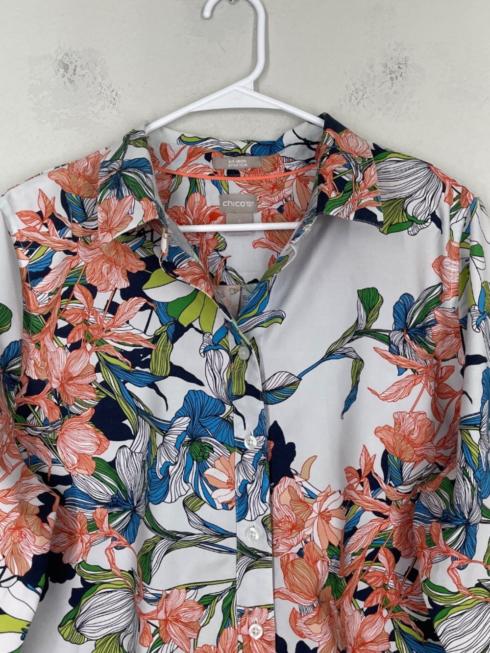 Chico's No Iron Stretch Blouse Women's 3 US 16/18 Floral Button Up 3/4 Sleeves - Picture 2 of 10